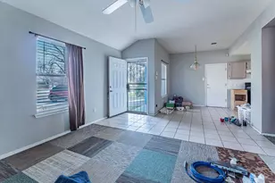 909 W Rundberg Ln, Austin, TX 78758 - Photo 4