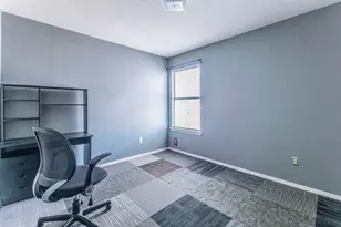 909 W Rundberg Ln, Austin, TX 78758 - Photo 8