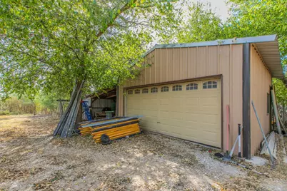329 W Brook Street, Bartlett, TX 76511 - Photo 18