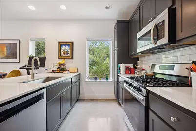 5006 Baker Street #B, Austin, TX 78721 - Photo 8