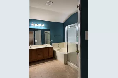 8724 Barrow Glen Loop, Austin, TX 78749 - Photo 16