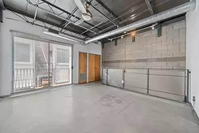 4801 S Congress Avenue #D4, Austin, TX 78745 - Photo 18