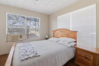 625 Deep Cove Drive, Marble Falls, TX 78654 - Photo 12