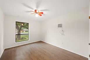 10410 Macmora Rd, Austin, TX 78758 - Photo 18