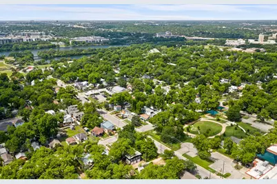 2202 Garden Street, Austin, TX 78702 - Photo 34