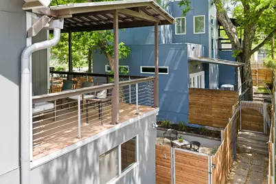 2202 Garden Street, Austin, TX 78702 - Photo 2