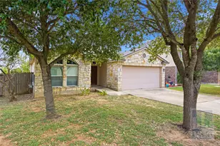 322 Fall Dr, Kyle, TX 78640 - Photo 2
