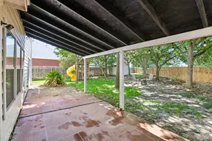 2821 Purple Thistle Dr, Pflugerville, TX 78660 - Photo 32
