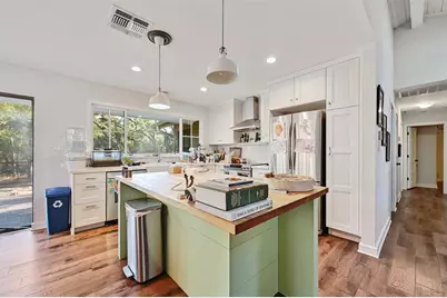 10102 Murmuring Creek Drive, Austin, TX 78736 - Photo 12