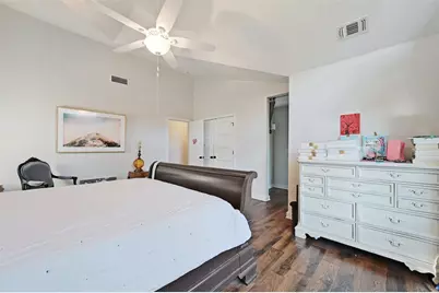 10102 Murmuring Creek Drive, Austin, TX 78736 - Photo 16