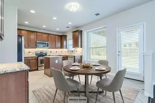 17708 Linkhill Dr, Dripping Springs, TX 78620 - Photo 4