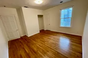 1305 E 28th St, Austin, TX 78722 - Photo 12