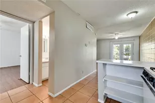 311 E 31st St, Austin, TX 78705 - Photo 4
