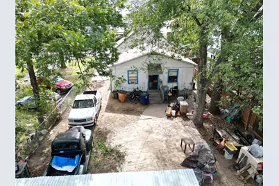 906 E 2nd Street, Austin, TX 78702 - Photo 8