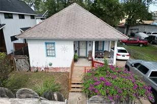 906 E 2nd St, Austin, TX 78702 - Photo 2