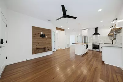 2513 E Cesar Chavez Street, Austin, TX 78702 - Photo 4