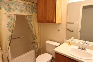 226 Schaefer Blvd, Bastrop, TX 78602 - Photo 18