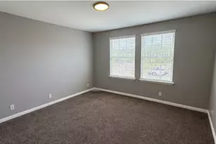 220 Adriana Ln, Hutto, TX 78634 - Photo 12