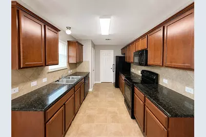 220 Adriana Lane, Hutto, TX 78634 - Photo 4