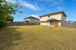 220 Adriana Ln, Hutto, TX 78634 - Photo 16