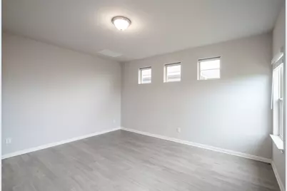 208 Kellys Heroes Way, Jarrell, TX 76537 - Photo 14