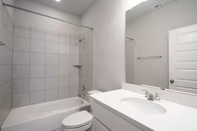 208 Kellys Heroes Way, Jarrell, TX 76537 - Photo 30