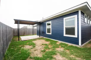 208 Kellys Heroes Wy, Jarrell, TX 76537 - Photo 26
