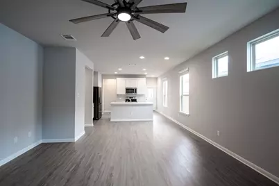 208 Kellys Heroes Way, Jarrell, TX 76537 - Photo 8