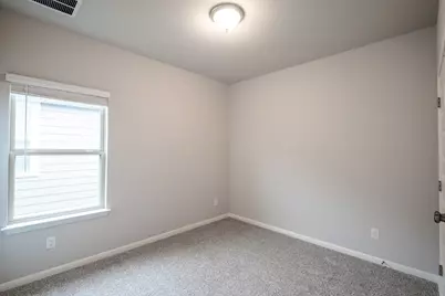 208 Kellys Heroes Way, Jarrell, TX 76537 - Photo 24