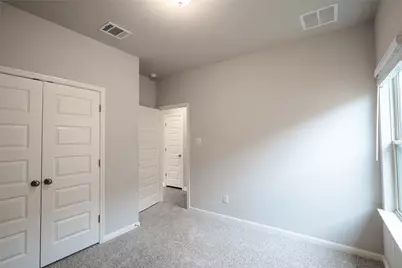 208 Kellys Heroes Way, Jarrell, TX 76537 - Photo 28