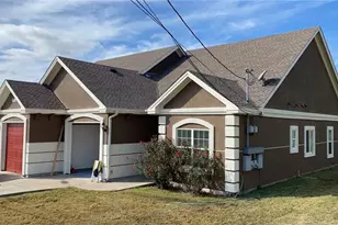 404 Mesa Dr, Del Valle, TX 78617 - Photo 1