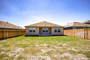 614 Milliner Loop, Hutto, TX 78634 - Photo 4