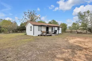 759 Green Valley Dr, Bastrop, TX 78602 - Photo 2