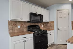 510 Red Tails Dr NE, Austin, TX 78725 - Photo 10