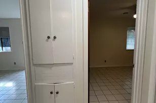 804 E 32 1/2nd St, Austin, TX 78705 - Photo 18