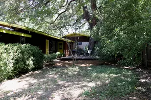 804 E 32 1/2nd St, Austin, TX 78705 - Photo 1