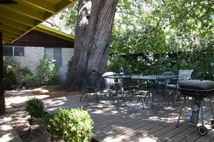804 E 32 1/2nd St, Austin, TX 78705 - Photo 2