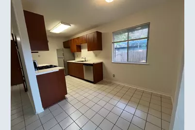 804 E 32 1/2nd Street #A, Austin, TX 78705 - Photo 12