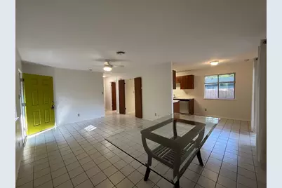 804 E 32 1/2nd Street #A, Austin, TX 78705 - Photo 8