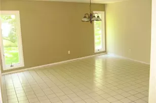 2001 Manana St, Austin, TX 78730 - Photo 6