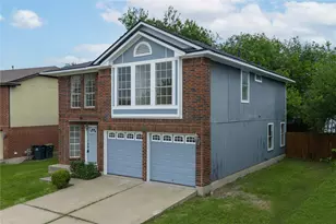 13701 Cambourne Dr, Pflugerville, TX 78660 - Photo 2