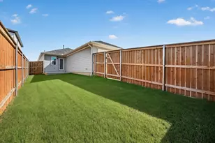 126 Christy St, Hutto, TX 78634 - Photo 20