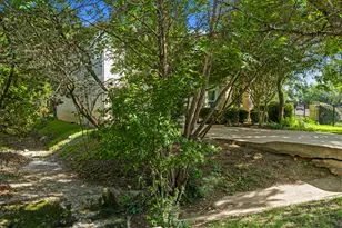 2 Muirfield Greens Ln, Lakeway, TX 78738 - Photo 2