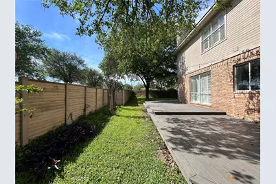1745 Dapplegrey Lane, Austin, TX 78727 - Photo 32
