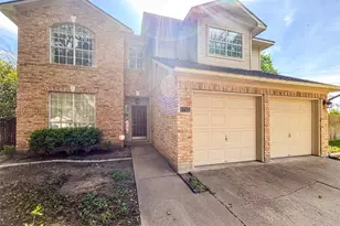 1745 Dapplegrey Ln, Austin, TX 78727 - Photo 2