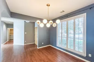 1745 Dapplegrey Ln, Austin, TX 78727 - Photo 4