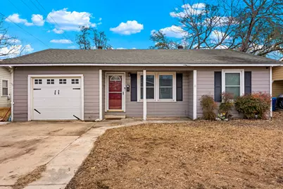 603 N Lewis Avenue, Kerrville, TX 78028 - Photo 1