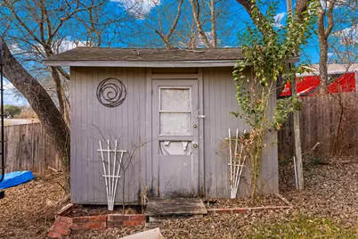 603 N Lewis Avenue, Kerrville, TX 78028 - Photo 16