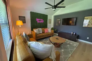 2004 Melissa Oaks Ln, Austin, TX 78744 - Photo 6