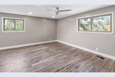 902 Sherwood Forest Drive, Granite Shoals, TX 78654 - Photo 6